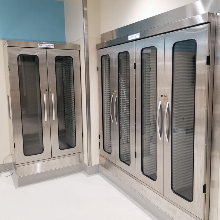 MSSM82-00GK Stainless Steel Cabinets - In Use